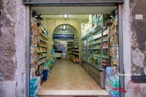 Nepp und Abzocke in Rom Minimarket