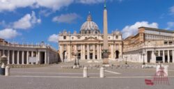 Piazza San Pietro · storia e segreti